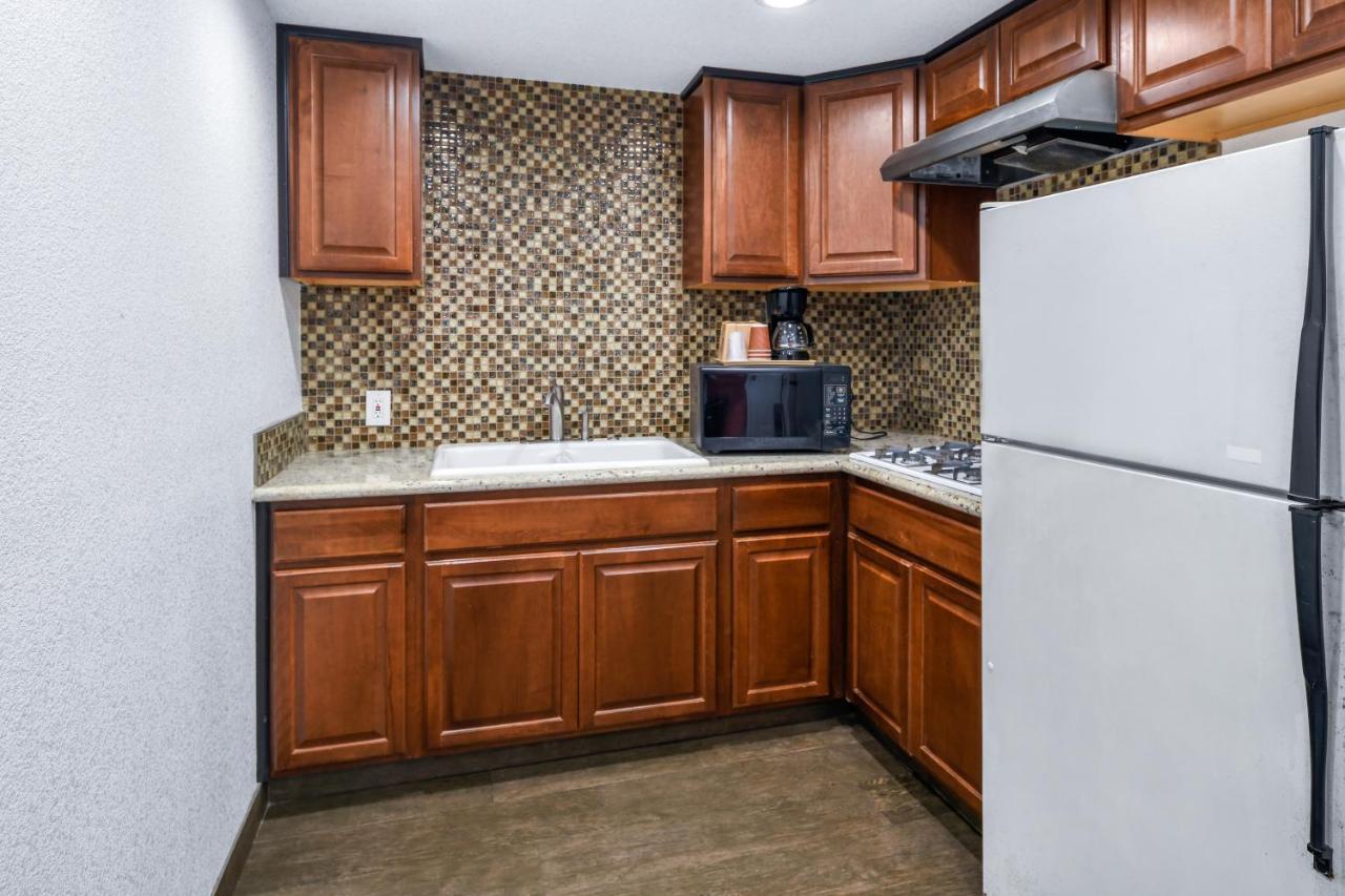 Scandia Motel Carlsbad Kültér fotó