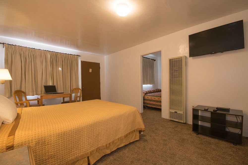 Scandia Motel Carlsbad Kültér fotó