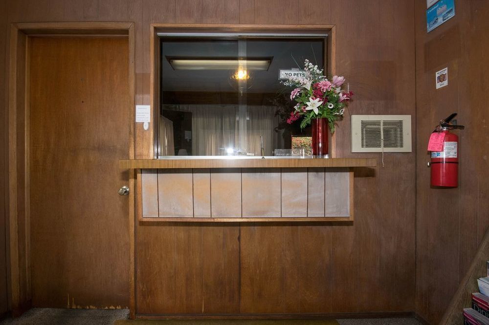 Scandia Motel Carlsbad Kültér fotó