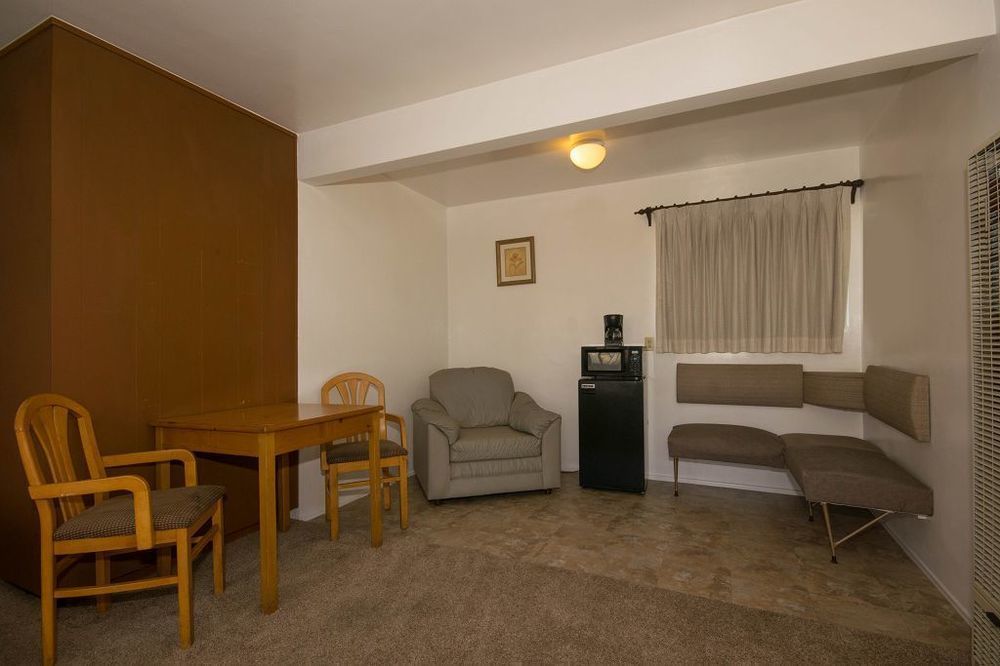 Scandia Motel Carlsbad Kültér fotó